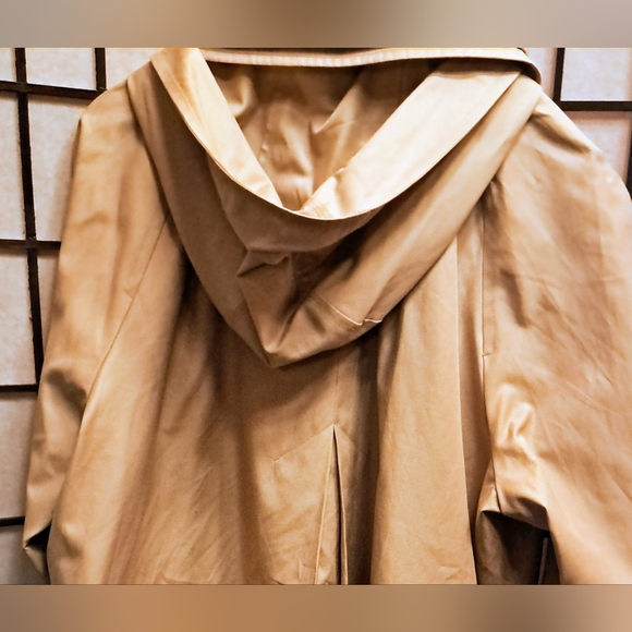 London Fog Collection Cream Button Up Jacket With Hood - Picture 10 of 15